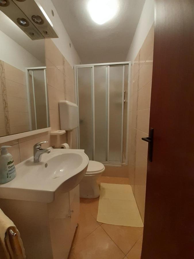 Apartment Spanjol Anka Раб Экстерьер фото