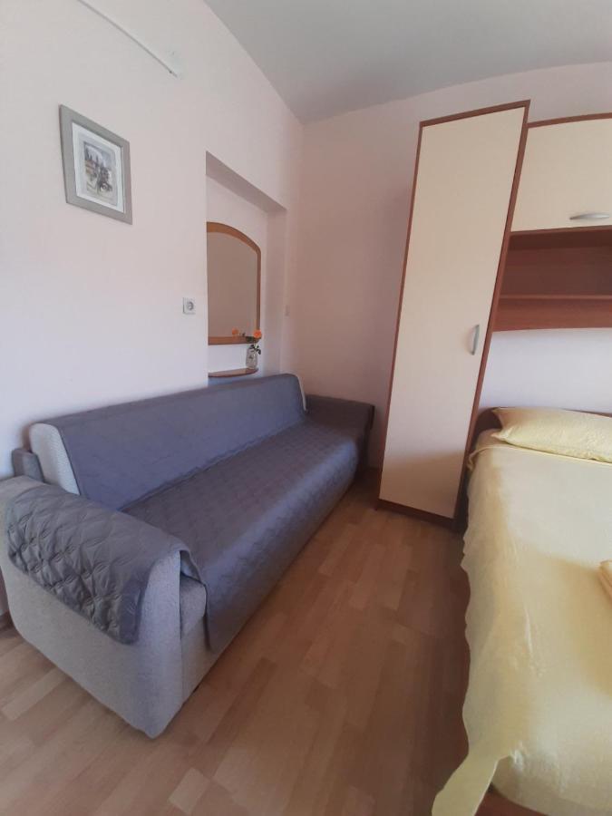 Apartment Spanjol Anka Раб Экстерьер фото