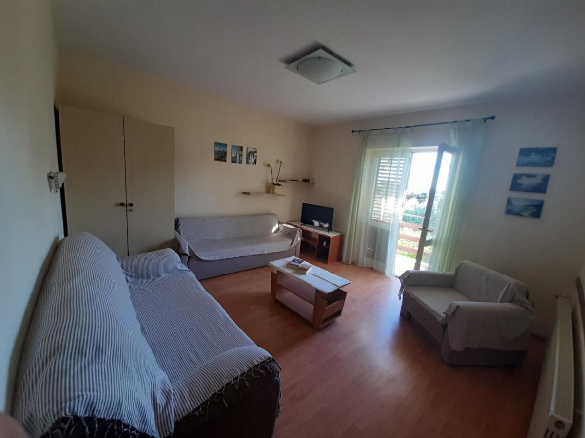 Apartment Spanjol Anka Раб Экстерьер фото